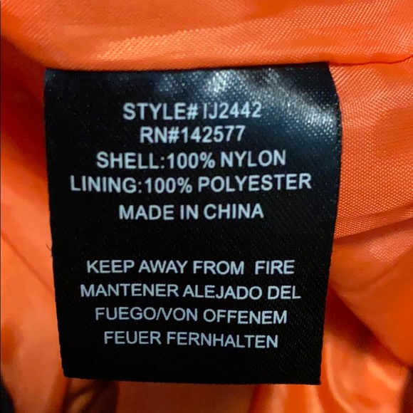 FOREVER 21 BLACK bomber jacket - Picture 9 of 9